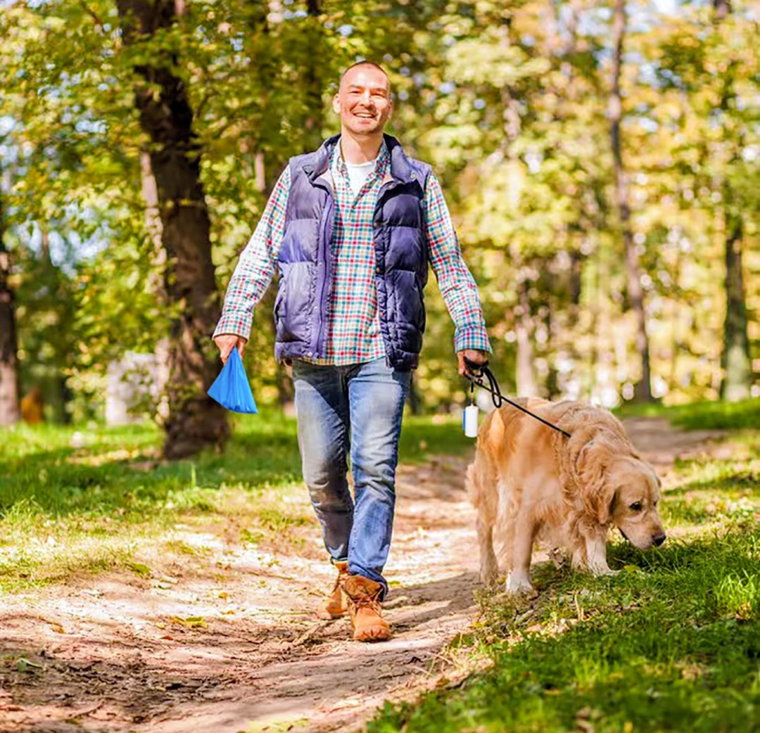 Dispenser for Dog Poop Waste Bags with 1 Roll of Bags