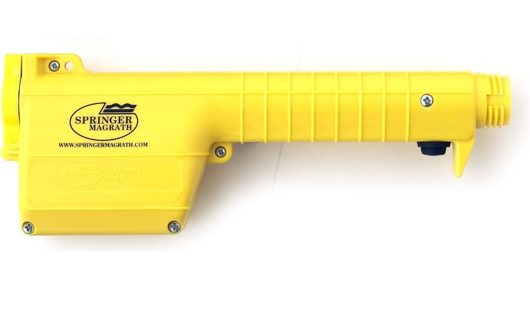 Springer Magrath® ESP Power Pak Only with 4 Alkaline Batteries | Cattle Prod Handle Assembly | Power Pak Livestock Prod with Batteries Included