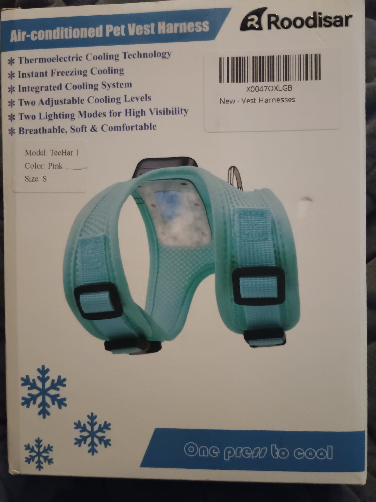 Roodisar Cooling Dog Harness and Leash Set Wearable Air Conditioner Dog Vest Harness Light Up Easy Walk Dog Harness Mesh Front Clip Puppy Harnesses for Small Dogs,PINK SMALL