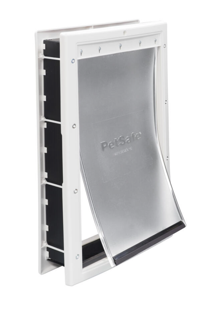 PetSafe Plastic Pet Door Medium Soft Tinted Flap HPA11-10967 Brand New. 094