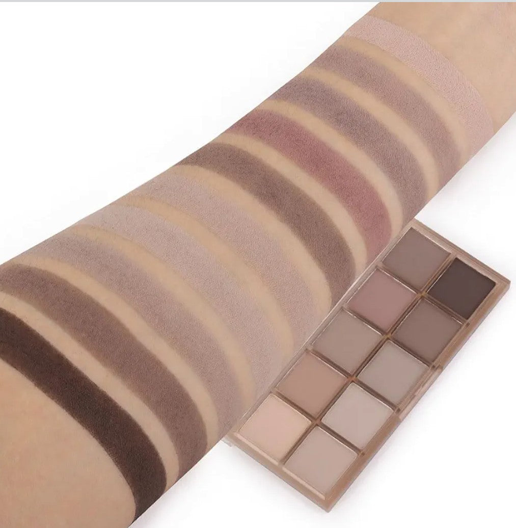 10 Colors Makeup for Older Women for Blue Green Eyes Neutral Matte Cream Smokey Contour Makeup Palettes 4