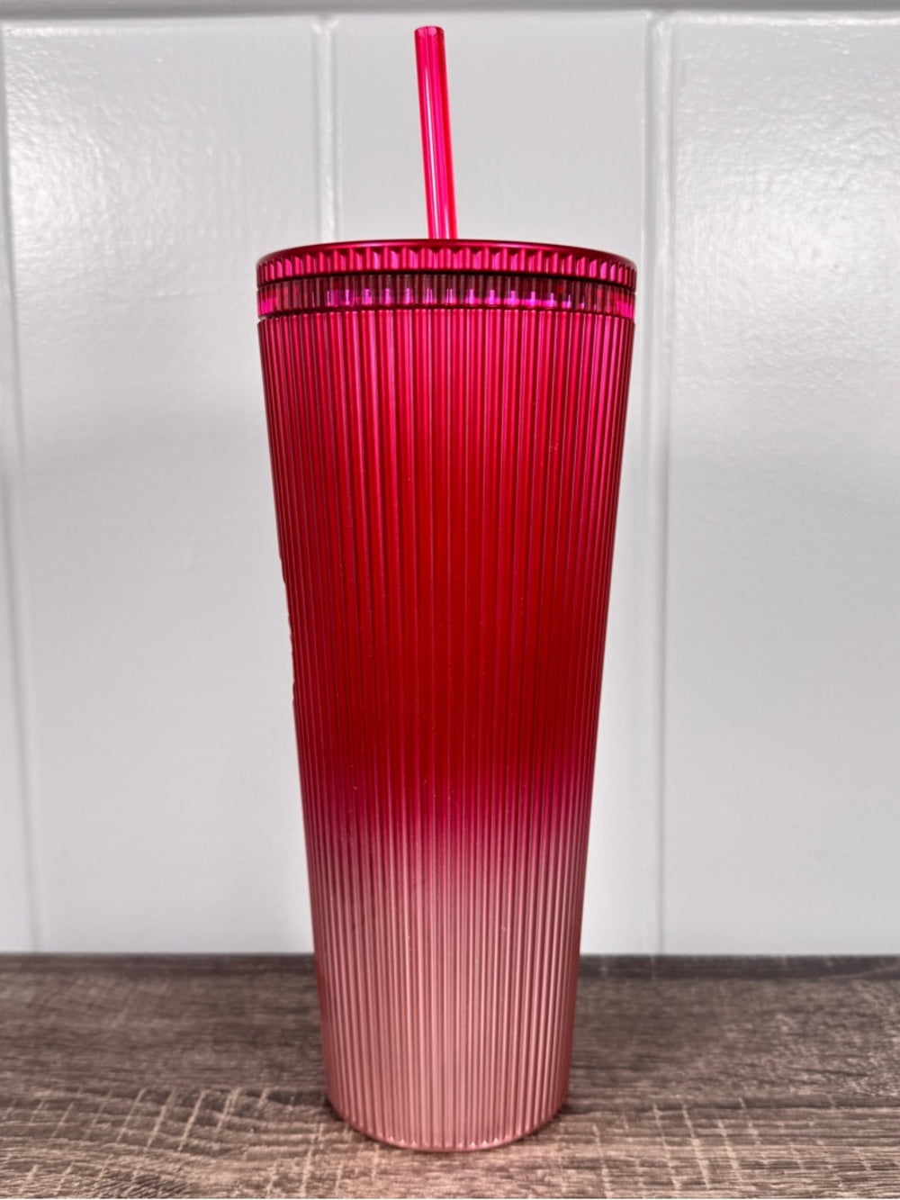 Starbucks 24 oz Venti Cold Cup with Hot Pink Stripe Gradient Ombre